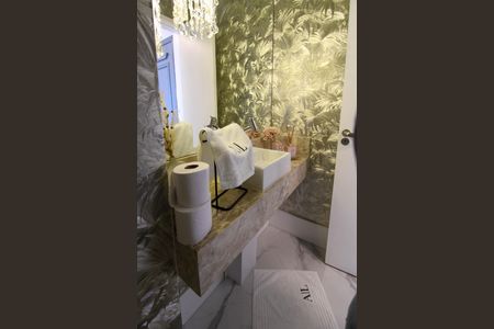 Apartamento para alugar com 200m², 4 quartos e 3 vagas Apartamento para alugar com 200m², 4 quartos e 3 vagasLavabo