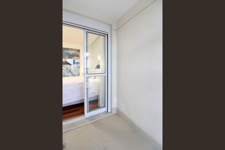 Apartamento para alugar com 200m², 4 quartos e 3 vagas Apartamento para alugar com 200m², 4 quartos e 3 vagasVaranda Suíte 1