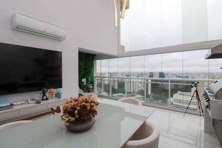 Apartamento para alugar com 200m², 4 quartos e 3 vagas Apartamento para alugar com 200m², 4 quartos e 3 vagasVaranda da Sala