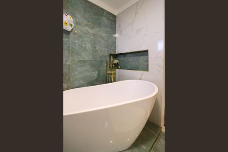 Apartamento para alugar com 200m², 4 quartos e 3 vagas Apartamento para alugar com 200m², 4 quartos e 3 vagasBanheiro Suíte 3