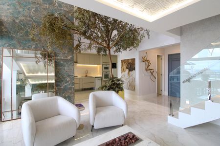 Apartamento para alugar com 200m², 4 quartos e 3 vagas Apartamento para alugar com 200m², 4 quartos e 3 vagasSala de estar