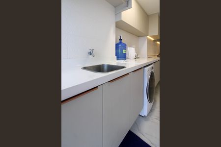 Apartamento para alugar com 200m², 4 quartos e 3 vagas Apartamento para alugar com 200m², 4 quartos e 3 vagasÁrea de Serviço