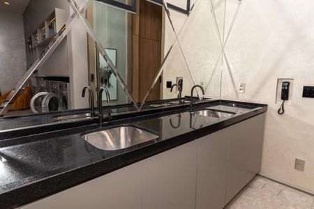 Apartamento para alugar com 22m², 1 quarto e sem vagaÁrea comum - Lavanderia