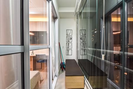 Varanda de kitnet/studio para alugar com 1 quarto, 26m² em Vila Mariana, São Paulo