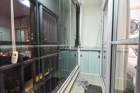 Varanda de kitnet/studio para alugar com 1 quarto, 26m² em Vila Mariana, São Paulo