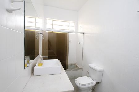 Casa para alugar com 250m², 4 quartos e 3 vagasBanheiro Social