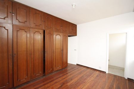 Casa para alugar com 250m², 4 quartos e 3 vagasQuarto 1 - Suíte