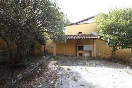 Casa para alugar com 250m², 4 quartos e 3 vagasChurrasqueira