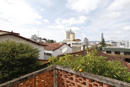 Casa para alugar com 250m², 4 quartos e 3 vagasTerraço