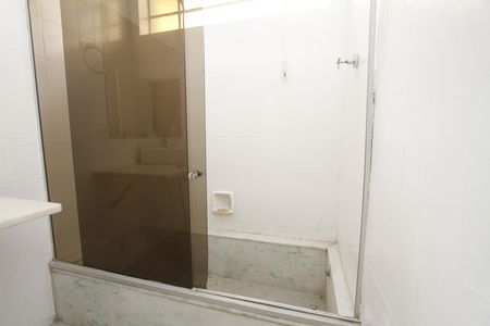 Casa para alugar com 250m², 4 quartos e 3 vagasBanheiro Social