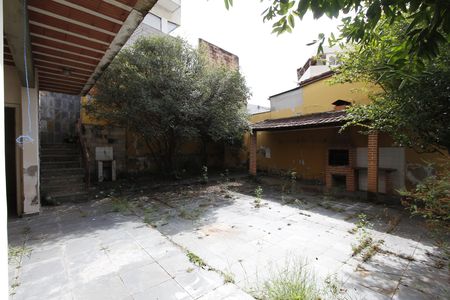 Casa para alugar com 250m², 4 quartos e 3 vagasChurrasqueira