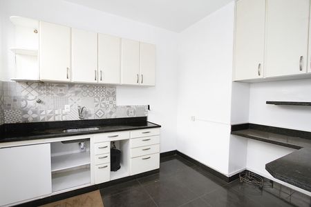 Casa para alugar com 250m², 4 quartos e 3 vagasCozinha