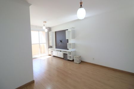 Apartamento para alugar com 83m², 3 quartos e 4 vagasSala