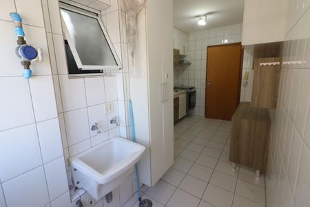 Apartamento para alugar com 83m², 3 quartos e 4 vagasCozinha e Área de Serviço