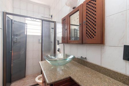 Apartamento para alugar com 298m², 4 quartos e 6 vagasBanheiro Social