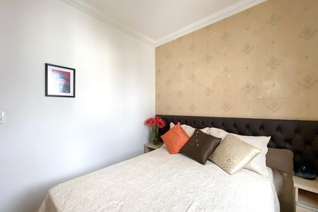 Apartamento à venda com 85m², 3 quartos e 2 vagasQuarto 2