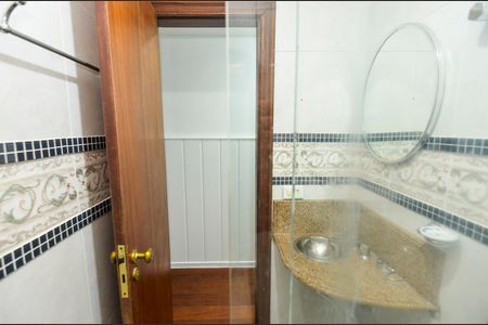 Apartamento à venda com 111m², 3 quartos e 2 vagas Apartamento à venda com 111m², 3 quartos e 2 vagasBanheiro Social