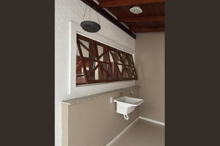 Casa para alugar com 80m², 2 quartos e 2 vagas Casa para alugar com 80m², 2 quartos e 2 vagasÁrea de serviço
