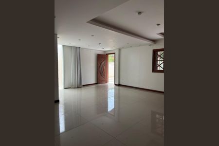 Sala de casa para alugar com 2 quartos, 80m² em Moenda, Florianópolis