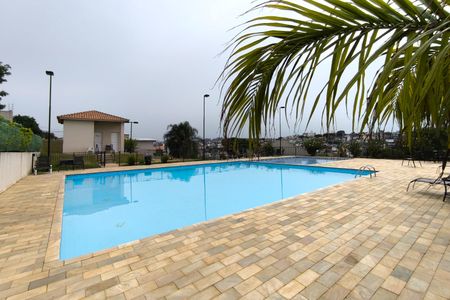Apartamento à venda com 50m², 2 quartos e 1 vaga Apartamento à venda com 50m², 2 quartos e 1 vagaÁrea comum - Piscina