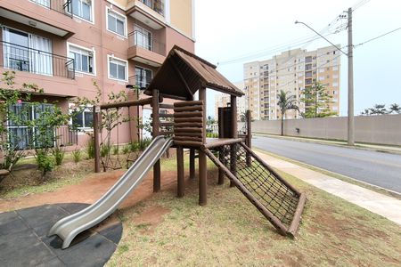 Apartamento à venda com 50m², 2 quartos e 1 vaga Apartamento à venda com 50m², 2 quartos e 1 vagaÁrea comum - Playground