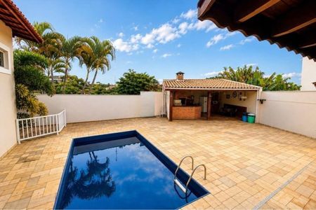 Piscina de casa de condomínio para alugar com 5 quartos, 600m² em Jardim das Paineiras, Campinas