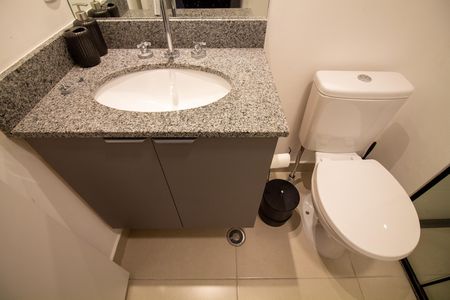 Banheiro de apartamento para alugar com 1 quarto, 24m² em Cidade Monções, São Paulo