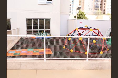 Apartamento para alugar com 118m², 2 quartos e 2 vagasÁrea comum - Playground