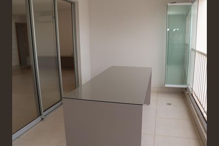 Apartamento para alugar com 118m², 2 quartos e 2 vagasSacada