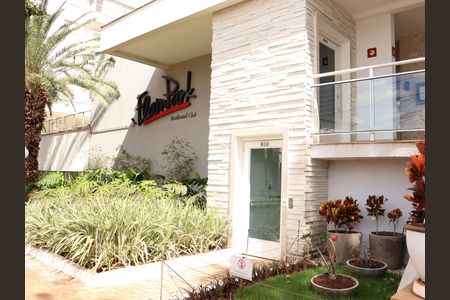 Apartamento para alugar com 118m², 2 quartos e 2 vagasFachada