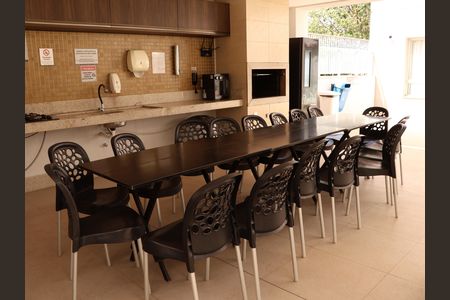Apartamento para alugar com 118m², 2 quartos e 2 vagasÁrea comum - Churrasqueira