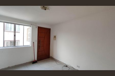 Sala de apartamento para alugar com 2 quartos, 42m² em Jardim do Castelo, Ferraz de Vasconcelos