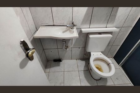 Apartamento para alugar com 42m², 2 quartos e sem vagaBanheiro