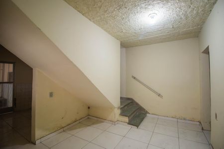 Sala de casa para alugar com 4 quartos, 120m² em Boaçu, São Gonçalo
