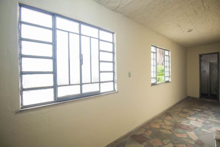 Casa para alugar com 120m², 4 quartos e sem vaga Casa para alugar com 120m², 4 quartos e sem vagaCorredor