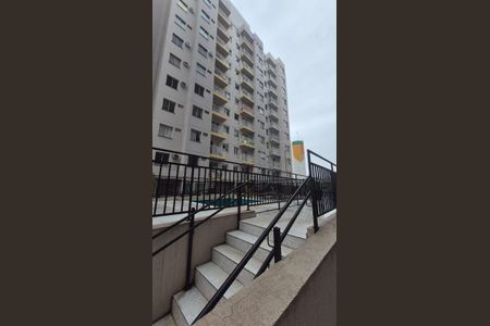 Apartamento para alugar com 48m², 2 quartos e sem vagaVaranda