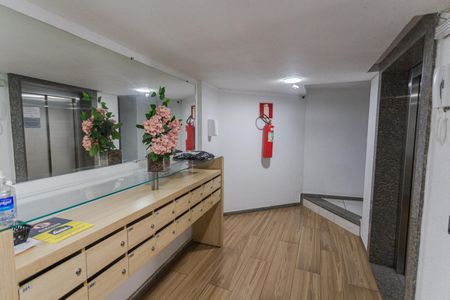 Apartamento para alugar com 83m², 3 quartos e 1 vaga Apartamento para alugar com 83m², 3 quartos e 1 vagaHall de entrada