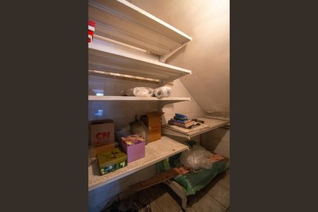 Casa à venda com 224m², 3 quartos e 6 vagas Casa à venda com 224m², 3 quartos e 6 vagasGaragem