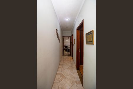 Casa à venda com 224m², 3 quartos e 6 vagas Casa à venda com 224m², 3 quartos e 6 vagasCorredor - Quartos