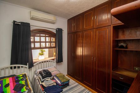 Casa à venda com 224m², 3 quartos e 6 vagas Casa à venda com 224m², 3 quartos e 6 vagasSuíte 3