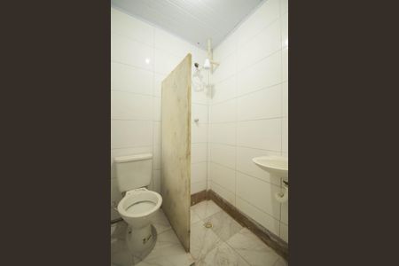 Casa para alugar com 50m², 2 quartos e sem vaga Casa para alugar com 50m², 2 quartos e sem vagaBanheiro da Suíte 1