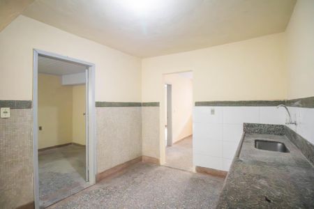 Casa para alugar com 50m², 2 quartos e sem vaga Casa para alugar com 50m², 2 quartos e sem vagaCozinha