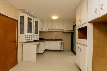 Apartamento à venda com 160m², 4 quartos e 2 vagasCozinha