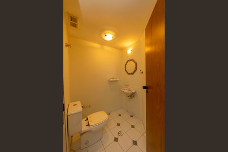 Lavabo de apartamento à venda com 4 quartos, 160m² em Alphaville, Barueri