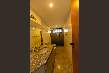 Apartamento à venda com 160m², 4 quartos e 2 vagasBanheiro