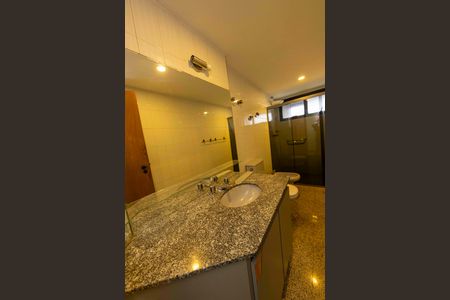 Apartamento à venda com 160m², 4 quartos e 2 vagasBanheiro