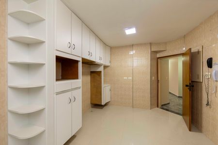 Apartamento à venda com 160m², 4 quartos e 2 vagasCozinha