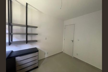 Casa à venda com 58m², 3 quartos e 2 vagas