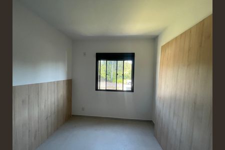 Casa à venda com 58m², 3 quartos e 2 vagas