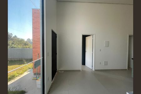 Casa à venda com 58m², 3 quartos e 2 vagas